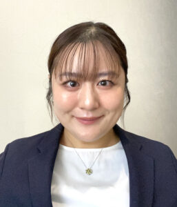 事務局 倉持綾乃