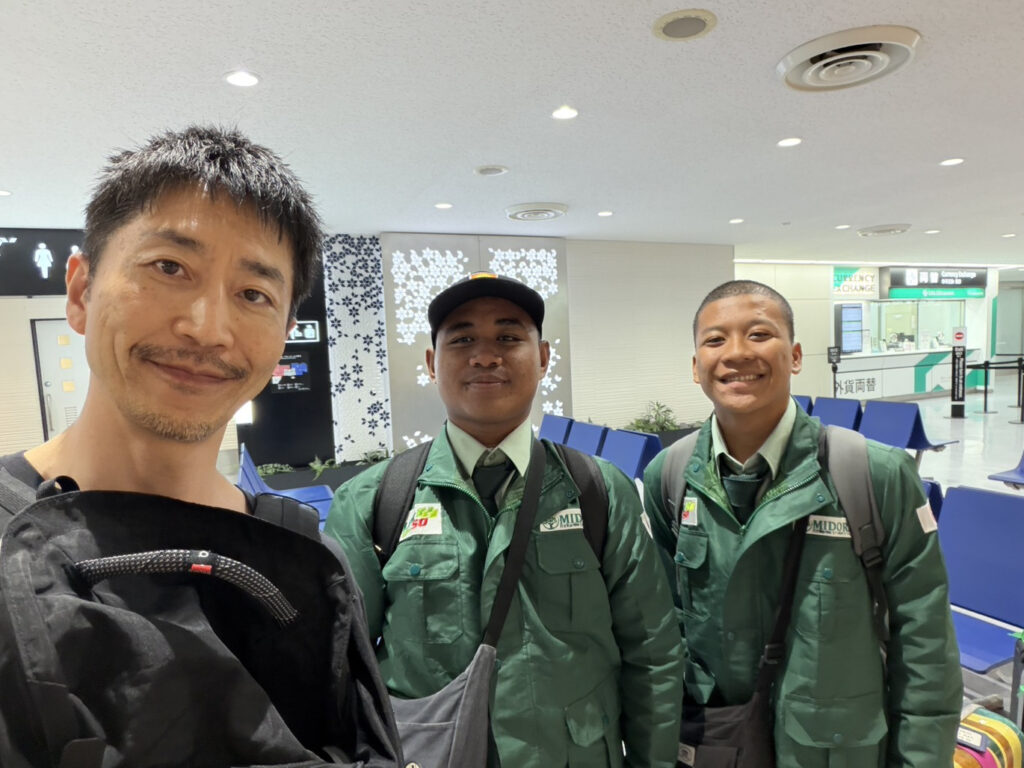 入国_202605_06
